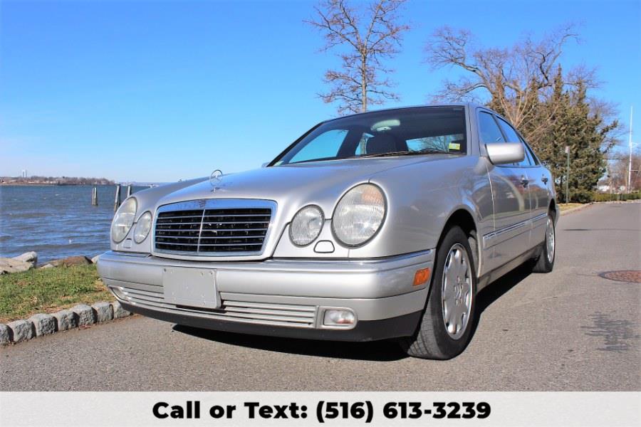 1997 Mercedes-Benz E-Class 4dr Sdn 3.2L, available for sale in Great Neck, New York | Great Neck Car Buyers & Sellers. Great Neck, New York 1997 Mercedes-Benz E-Class 4dr Sdn 3.2L, available for sale in Great Neck, New York | Great Neck Car Buyers & Sellers. Great Neck, New York