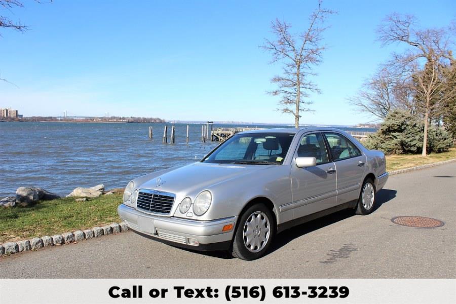 1997 Mercedes-Benz E-Class 4dr Sdn 3.2L, available for sale in Great Neck, New York | Great Neck Car Buyers & Sellers. Great Neck, New York 1997 Mercedes-Benz E-Class 4dr Sdn 3.2L, available for sale in Great Neck, New York | Great Neck Car Buyers & Sellers. Great Neck, New York