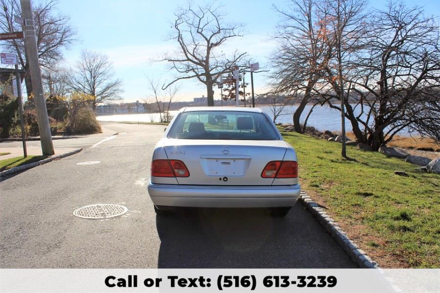 1997 Mercedes-Benz E-Class 4dr Sdn 3.2L, available for sale in Great Neck, New York | Great Neck Car Buyers & Sellers. Great Neck, New York 1997 Mercedes-Benz E-Class 4dr Sdn 3.2L, available for sale in Great Neck, New York | Great Neck Car Buyers & Sellers. Great Neck, New York