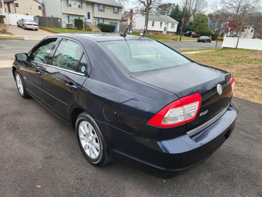 2008 Mercury Milan 4dr Sdn I4 FWD, available for sale in West Babylon, New York | SGM Auto Sales. West Babylon, New York 2008 Mercury Milan 4dr Sdn I4 FWD, available for sale in West Babylon, New York | SGM Auto Sales. West Babylon, New York