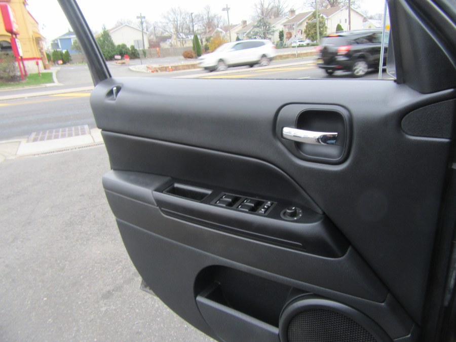 2016 Jeep Patriot 4WD 4dr Sport, available for sale in Little Ferry, New Jersey | Royalty Auto Sales. Little Ferry, New Jersey 2016 Jeep Patriot 4WD 4dr Sport, available for sale in Little Ferry, New Jersey | Royalty Auto Sales. Little Ferry, New Jersey