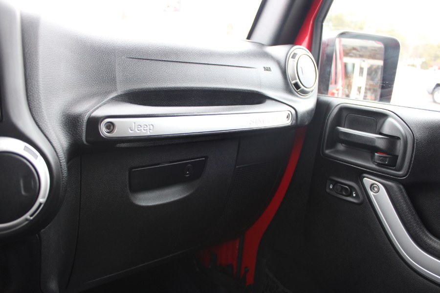 2017 Jeep Wrangler Unlimited Sahara 4x4, available for sale in Plantsville, Connecticut | Auto House of Luxury. Plantsville, Connecticut 2017 Jeep Wrangler Unlimited Sahara 4x4, available for sale in Plantsville, Connecticut | Auto House of Luxury. Plantsville, Connecticut