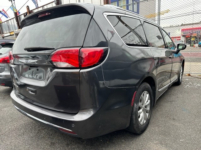 2019 Chrysler Pacifica Touring L FWD, available for sale in Brooklyn, New York | Wide World Inc. Brooklyn, New York 2019 Chrysler Pacifica Touring L FWD, available for sale in Brooklyn, New York | Wide World Inc. Brooklyn, New York