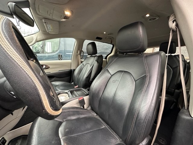 2019 Chrysler Pacifica Touring L FWD, available for sale in Brooklyn, New York | Wide World Inc. Brooklyn, New York 2019 Chrysler Pacifica Touring L FWD, available for sale in Brooklyn, New York | Wide World Inc. Brooklyn, New York