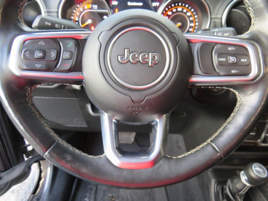 2020 Jeep Wrangler Unlimited Sahara 4x4 4dr SUV, available for sale in Auburn, Maine | Lake City Exports Inc. Auburn, Maine 2020 Jeep Wrangler Unlimited Sahara 4x4 4dr SUV, available for sale in Auburn, Maine | Lake City Exports Inc. Auburn, Maine