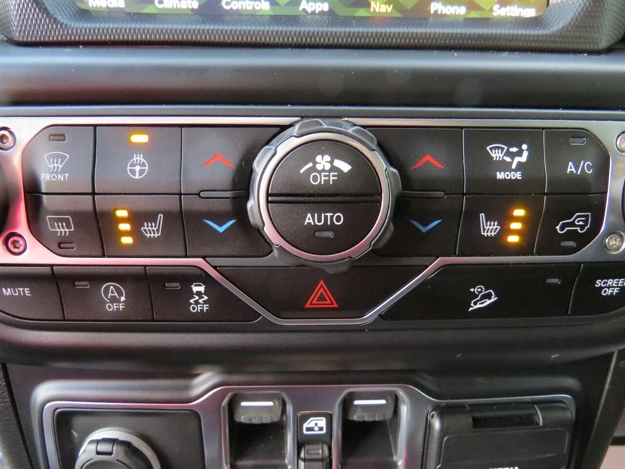 2020 Jeep Wrangler Unlimited Sahara 4x4 4dr SUV, available for sale in Auburn, Maine | Lake City Exports Inc. Auburn, Maine 2020 Jeep Wrangler Unlimited Sahara 4x4 4dr SUV, available for sale in Auburn, Maine | Lake City Exports Inc. Auburn, Maine