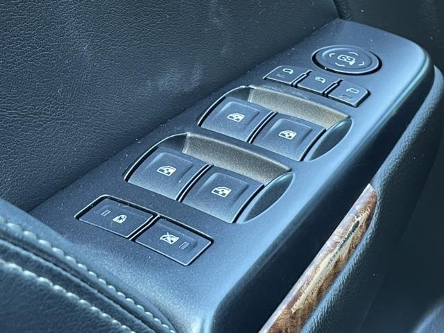 2018 Chevrolet Tahoe Premier, available for sale in Brookfield, Connecticut | Blasius Federal Road. Brookfield, Connecticut 2018 Chevrolet Tahoe Premier, available for sale in Brookfield, Connecticut | Blasius Federal Road. Brookfield, Connecticut