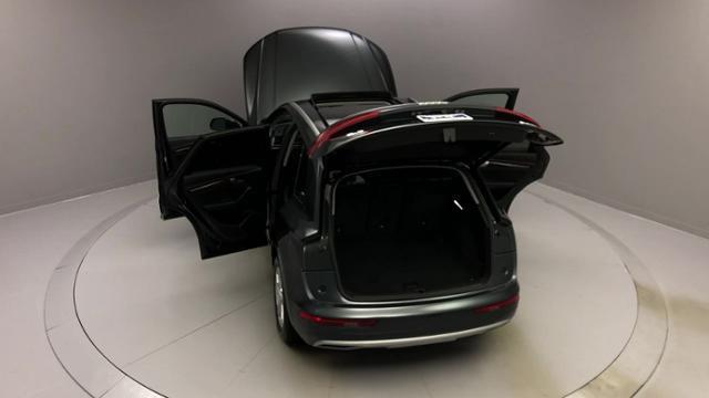 2018 Audi Q5 2.0 TFSI Premium, available for sale in Naugatuck, Connecticut | J&M Automotive Sls&Svc LLC. Naugatuck, Connecticut 2018 Audi Q5 2.0 TFSI Premium, available for sale in Naugatuck, Connecticut | J&M Automotive Sls&Svc LLC. Naugatuck, Connecticut