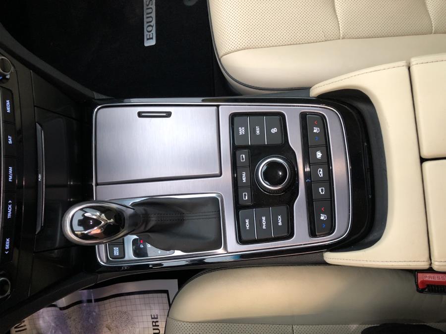2016 Hyundai Equus 4dr Sdn Ultimate, available for sale in Waterbury, Connecticut | National Auto Brokers, Inc.. Waterbury, Connecticut 2016 Hyundai Equus 4dr Sdn Ultimate, available for sale in Waterbury, Connecticut | National Auto Brokers, Inc.. Waterbury, Connecticut