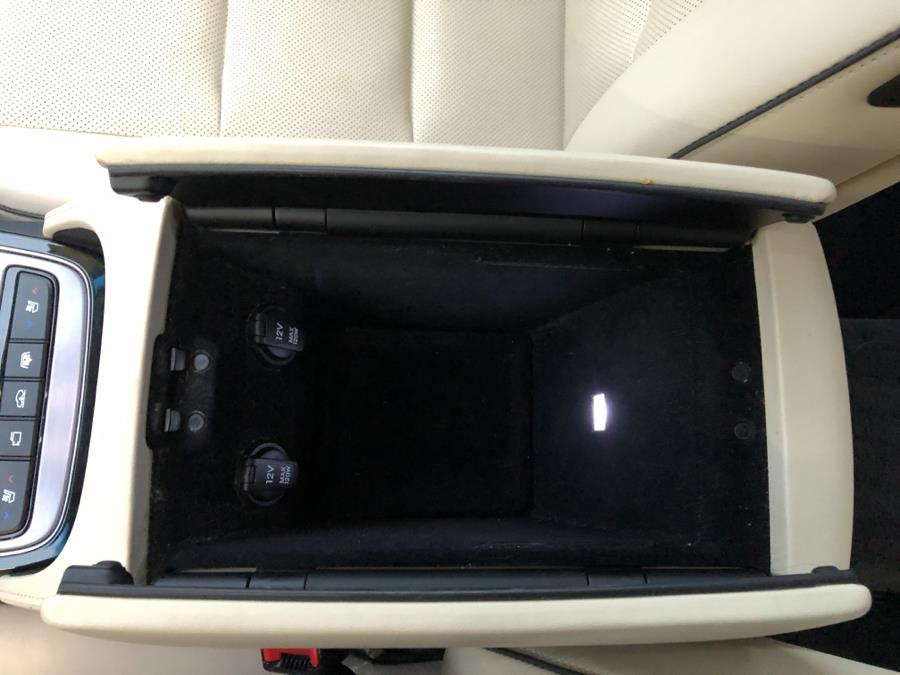 2016 Hyundai Equus 4dr Sdn Ultimate, available for sale in Waterbury, Connecticut | National Auto Brokers, Inc.. Waterbury, Connecticut 2016 Hyundai Equus 4dr Sdn Ultimate, available for sale in Waterbury, Connecticut | National Auto Brokers, Inc.. Waterbury, Connecticut