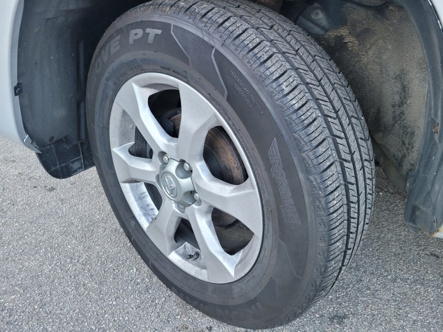 2009 Toyota RAV4 4WD 4dr 4-cyl 4-Spd AT (Natl), available for sale in Auburn, New Hampshire | ODA Auto Precision LLC. Auburn, New Hampshire 2009 Toyota RAV4 4WD 4dr 4-cyl 4-Spd AT (Natl), available for sale in Auburn, New Hampshire | ODA Auto Precision LLC. Auburn, New Hampshire
