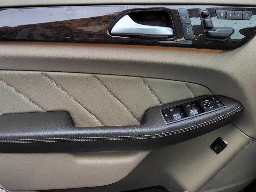 2016 Mercedes-Benz GL 4MATIC 4dr GL 450, available for sale in Newark, New Jersey | Champion Auto Sales. Newark, New Jersey 2016 Mercedes-Benz GL 4MATIC 4dr GL 450, available for sale in Newark, New Jersey | Champion Auto Sales. Newark, New Jersey