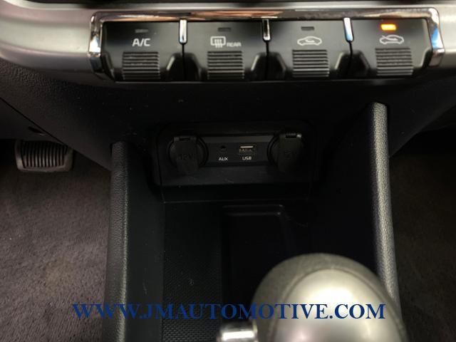 2017 Kia Rio LX Auto, available for sale in Naugatuck, Connecticut | J&M Automotive Sls&Svc LLC. Naugatuck, Connecticut 2017 Kia Rio LX Auto, available for sale in Naugatuck, Connecticut | J&M Automotive Sls&Svc LLC. Naugatuck, Connecticut