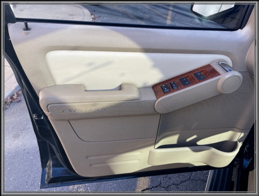 2008 Ford Explorer 4WD 4dr V6 Eddie Bauer, available for sale in Huntington Station, New York | My Auto Inc.. Huntington Station, New York 2008 Ford Explorer 4WD 4dr V6 Eddie Bauer, available for sale in Huntington Station, New York | My Auto Inc.. Huntington Station, New York