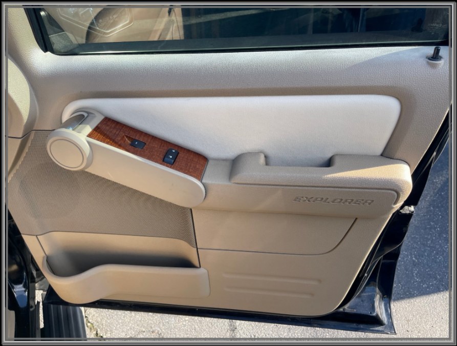 2008 Ford Explorer 4WD 4dr V6 Eddie Bauer, available for sale in Huntington Station, New York | My Auto Inc.. Huntington Station, New York 2008 Ford Explorer 4WD 4dr V6 Eddie Bauer, available for sale in Huntington Station, New York | My Auto Inc.. Huntington Station, New York