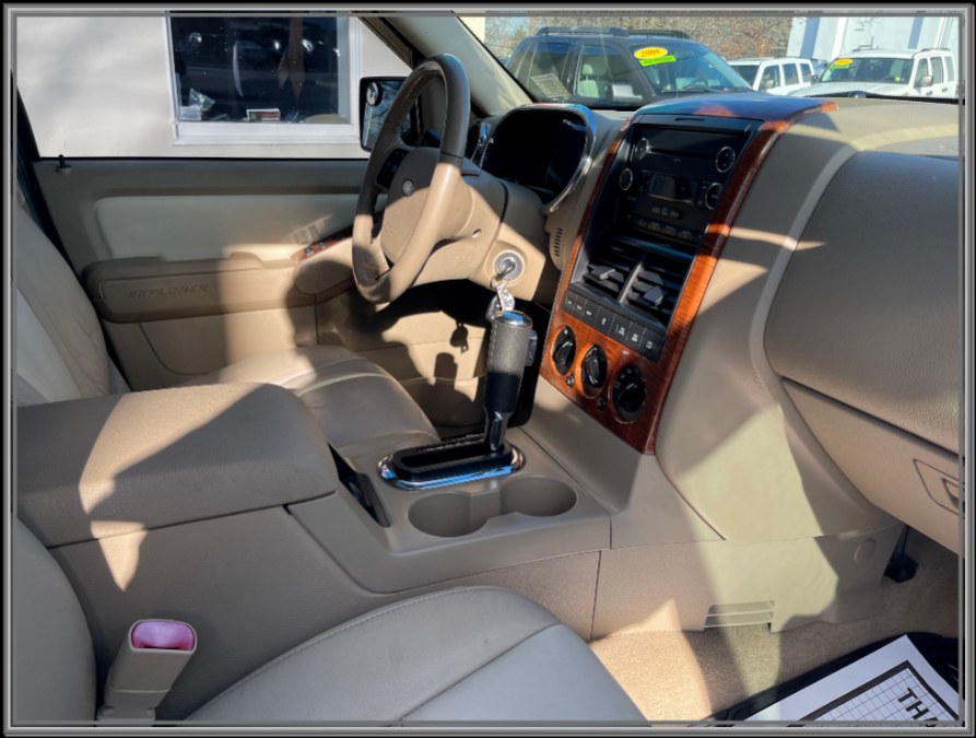 2008 Ford Explorer 4WD 4dr V6 Eddie Bauer, available for sale in Huntington Station, New York | My Auto Inc.. Huntington Station, New York 2008 Ford Explorer 4WD 4dr V6 Eddie Bauer, available for sale in Huntington Station, New York | My Auto Inc.. Huntington Station, New York