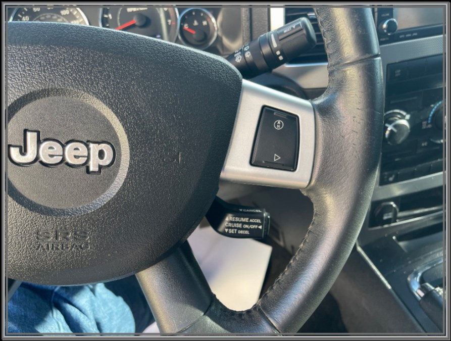 2009 Jeep Grand Cherokee 4WD 4dr Laredo, available for sale in Huntington Station, New York | My Auto Inc.. Huntington Station, New York 2009 Jeep Grand Cherokee 4WD 4dr Laredo, available for sale in Huntington Station, New York | My Auto Inc.. Huntington Station, New York