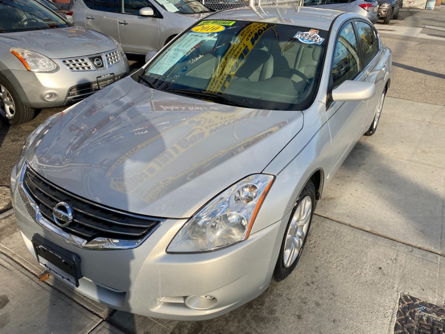 2010 Nissan Altima 4dr Sdn I4 CVT 2.5 S, available for sale in Middle Village, New York | Middle Village Motors . Middle Village, New York
