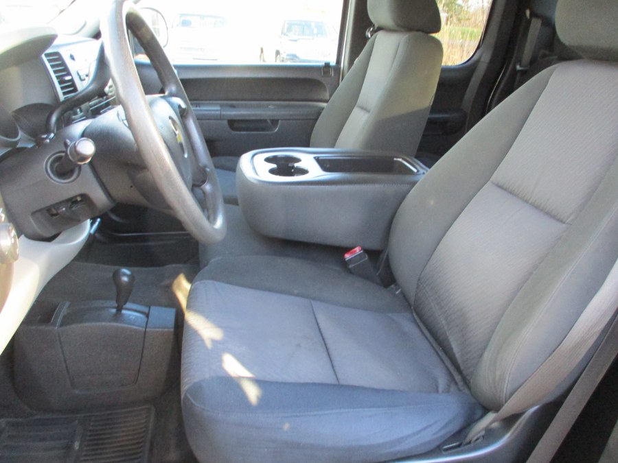 2010 Chevrolet Silverado 1500 4WD Ext Cab 143.5" LS, available for sale in Suffield, Connecticut | Suffield Auto LLC. Suffield, Connecticut 2010 Chevrolet Silverado 1500 4WD Ext Cab 143.5" LS, available for sale in Suffield, Connecticut | Suffield Auto LLC. Suffield, Connecticut