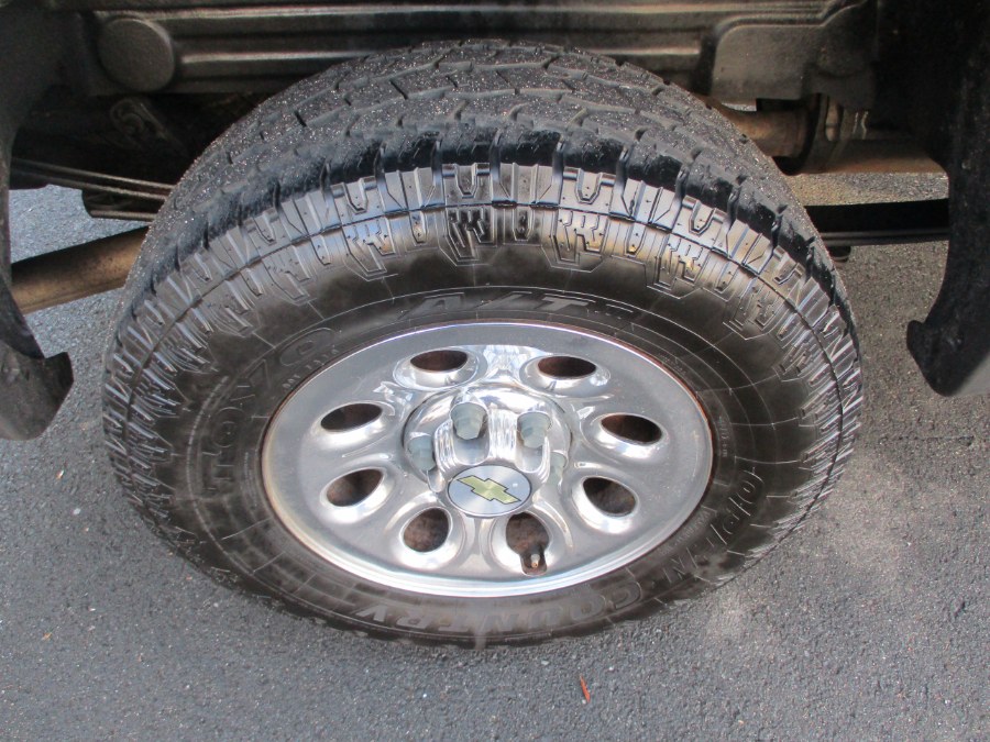 2010 Chevrolet Silverado 1500 4WD Ext Cab 143.5" LS, available for sale in Suffield, Connecticut | Suffield Auto LLC. Suffield, Connecticut 2010 Chevrolet Silverado 1500 4WD Ext Cab 143.5" LS, available for sale in Suffield, Connecticut | Suffield Auto LLC. Suffield, Connecticut