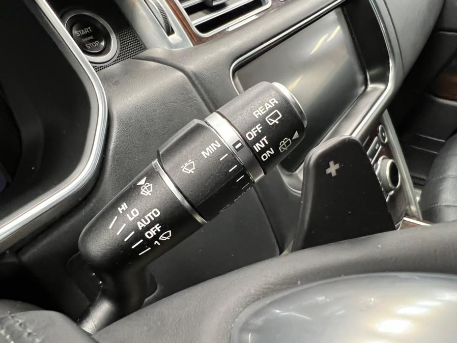2017 Land Rover Range Rover Td6 Diesel HSE SWB, available for sale in Massapequa Park, New York | Power Motors East. Massapequa Park, New York 2017 Land Rover Range Rover Td6 Diesel HSE SWB, available for sale in Massapequa Park, New York | Power Motors East. Massapequa Park, New York