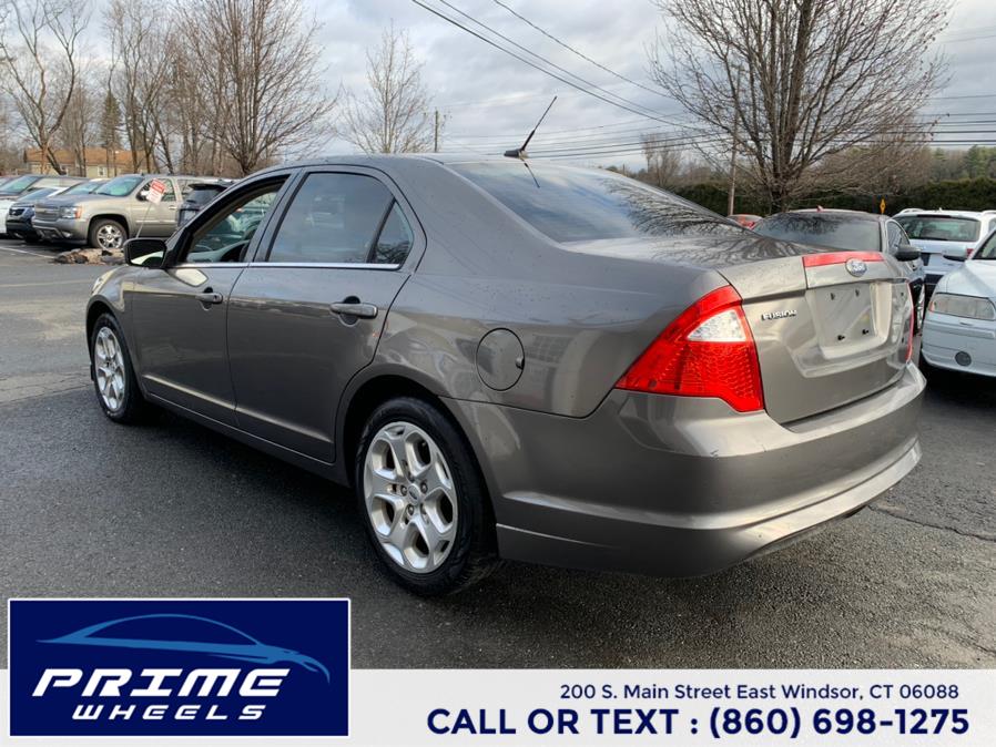 2010 Ford Fusion 4dr Sdn SE FWD, available for sale in East Windsor, Connecticut | Prime Wheels. East Windsor, Connecticut 2010 Ford Fusion 4dr Sdn SE FWD, available for sale in East Windsor, Connecticut | Prime Wheels. East Windsor, Connecticut