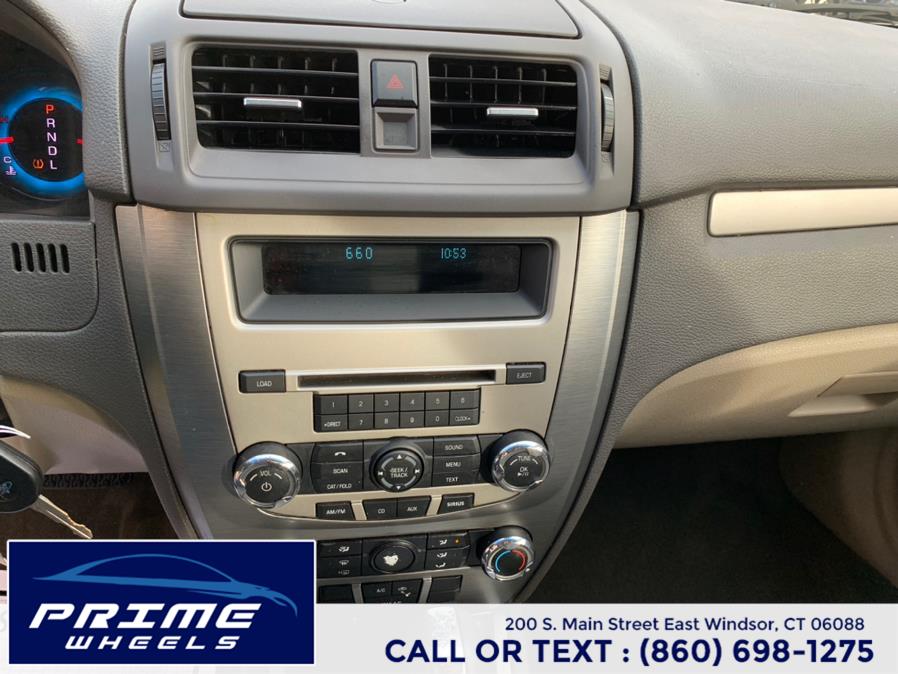 2010 Ford Fusion 4dr Sdn SE FWD, available for sale in East Windsor, Connecticut | Prime Wheels. East Windsor, Connecticut 2010 Ford Fusion 4dr Sdn SE FWD, available for sale in East Windsor, Connecticut | Prime Wheels. East Windsor, Connecticut