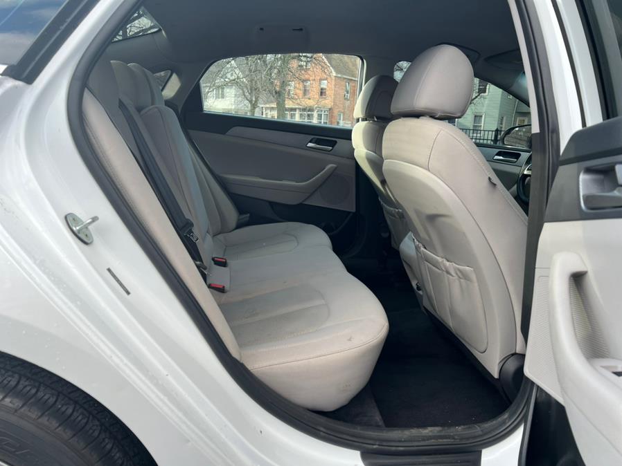 2019 Hyundai Sonata SE 2.4L, available for sale in Springfield, Massachusetts | Jordan Auto Sales. Springfield, Massachusetts 2019 Hyundai Sonata SE 2.4L, available for sale in Springfield, Massachusetts | Jordan Auto Sales. Springfield, Massachusetts