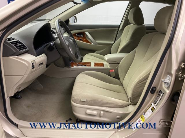 2009 Toyota Camry 4dr Sdn I4 Auto XLE, available for sale in Naugatuck, Connecticut | J&M Automotive Sls&Svc LLC. Naugatuck, Connecticut 2009 Toyota Camry 4dr Sdn I4 Auto XLE, available for sale in Naugatuck, Connecticut | J&M Automotive Sls&Svc LLC. Naugatuck, Connecticut