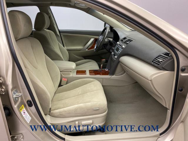 2009 Toyota Camry 4dr Sdn I4 Auto XLE, available for sale in Naugatuck, Connecticut | J&M Automotive Sls&Svc LLC. Naugatuck, Connecticut 2009 Toyota Camry 4dr Sdn I4 Auto XLE, available for sale in Naugatuck, Connecticut | J&M Automotive Sls&Svc LLC. Naugatuck, Connecticut