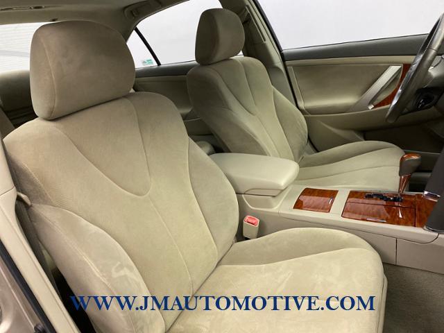 2009 Toyota Camry 4dr Sdn I4 Auto XLE, available for sale in Naugatuck, Connecticut | J&M Automotive Sls&Svc LLC. Naugatuck, Connecticut 2009 Toyota Camry 4dr Sdn I4 Auto XLE, available for sale in Naugatuck, Connecticut | J&M Automotive Sls&Svc LLC. Naugatuck, Connecticut