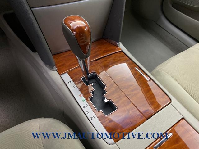 2009 Toyota Camry 4dr Sdn I4 Auto XLE, available for sale in Naugatuck, Connecticut | J&M Automotive Sls&Svc LLC. Naugatuck, Connecticut 2009 Toyota Camry 4dr Sdn I4 Auto XLE, available for sale in Naugatuck, Connecticut | J&M Automotive Sls&Svc LLC. Naugatuck, Connecticut