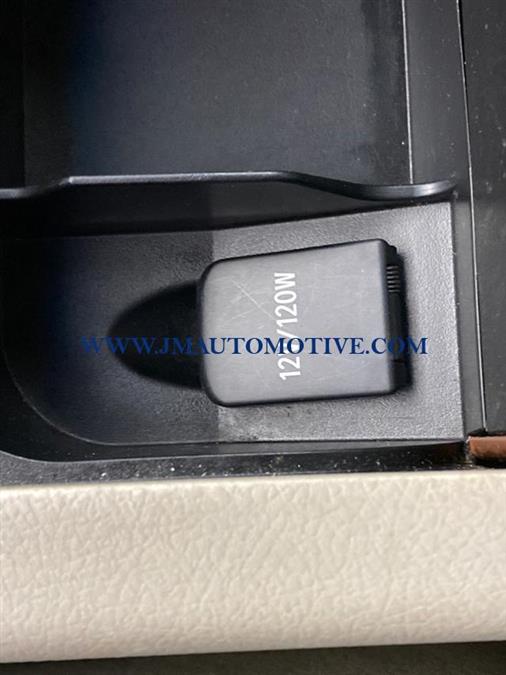 2009 Toyota Camry 4dr Sdn I4 Auto XLE, available for sale in Naugatuck, Connecticut | J&M Automotive Sls&Svc LLC. Naugatuck, Connecticut 2009 Toyota Camry 4dr Sdn I4 Auto XLE, available for sale in Naugatuck, Connecticut | J&M Automotive Sls&Svc LLC. Naugatuck, Connecticut