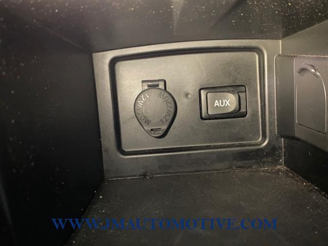 2009 Toyota Camry 4dr Sdn I4 Auto XLE, available for sale in Naugatuck, Connecticut | J&M Automotive Sls&Svc LLC. Naugatuck, Connecticut 2009 Toyota Camry 4dr Sdn I4 Auto XLE, available for sale in Naugatuck, Connecticut | J&M Automotive Sls&Svc LLC. Naugatuck, Connecticut