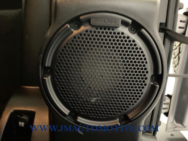 2013 Jeep Wrangler Unlimited 4WD 4dr Sahara, available for sale in Naugatuck, Connecticut | J&M Automotive Sls&Svc LLC. Naugatuck, Connecticut 2013 Jeep Wrangler Unlimited 4WD 4dr Sahara, available for sale in Naugatuck, Connecticut | J&M Automotive Sls&Svc LLC. Naugatuck, Connecticut