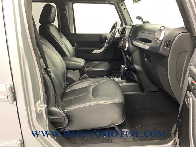 2013 Jeep Wrangler Unlimited 4WD 4dr Sahara, available for sale in Naugatuck, Connecticut | J&M Automotive Sls&Svc LLC. Naugatuck, Connecticut 2013 Jeep Wrangler Unlimited 4WD 4dr Sahara, available for sale in Naugatuck, Connecticut | J&M Automotive Sls&Svc LLC. Naugatuck, Connecticut