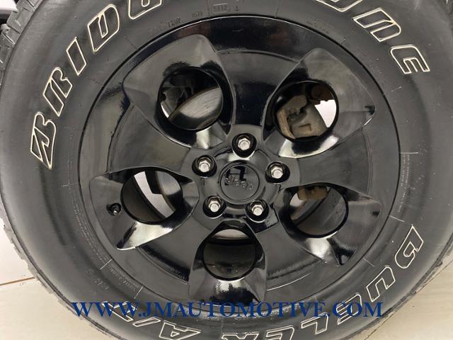 2013 Jeep Wrangler Unlimited 4WD 4dr Sahara, available for sale in Naugatuck, Connecticut | J&M Automotive Sls&Svc LLC. Naugatuck, Connecticut 2013 Jeep Wrangler Unlimited 4WD 4dr Sahara, available for sale in Naugatuck, Connecticut | J&M Automotive Sls&Svc LLC. Naugatuck, Connecticut