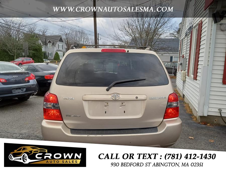 2004 Toyota Highlander 4dr V6 4WD w/3rd Row, available for sale in Abington, Massachusetts | Crown Auto Sales. Abington, Massachusetts 2004 Toyota Highlander 4dr V6 4WD w/3rd Row, available for sale in Abington, Massachusetts | Crown Auto Sales. Abington, Massachusetts