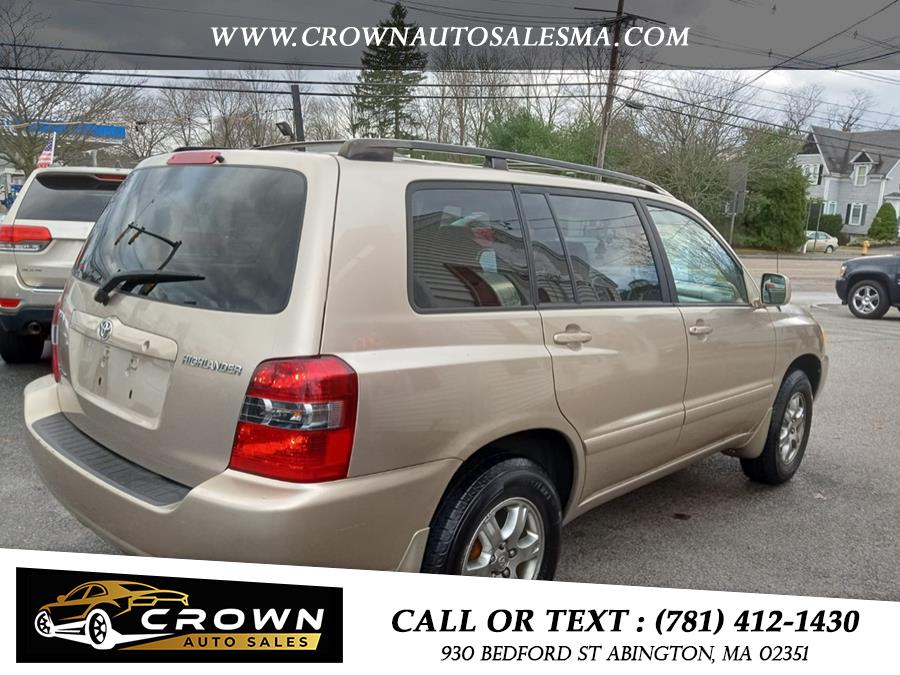 2004 Toyota Highlander 4dr V6 4WD w/3rd Row, available for sale in Abington, Massachusetts | Crown Auto Sales. Abington, Massachusetts 2004 Toyota Highlander 4dr V6 4WD w/3rd Row, available for sale in Abington, Massachusetts | Crown Auto Sales. Abington, Massachusetts