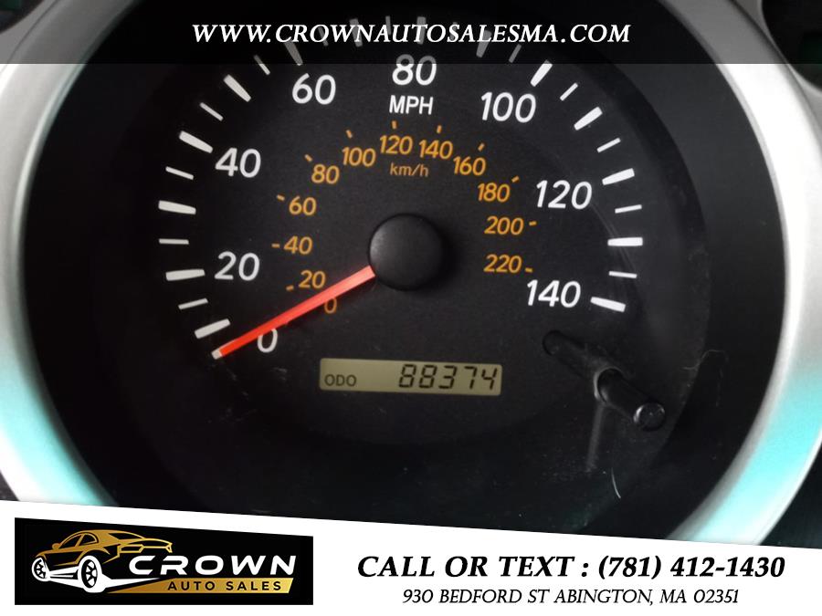 2004 Toyota Highlander 4dr V6 4WD w/3rd Row, available for sale in Abington, Massachusetts | Crown Auto Sales. Abington, Massachusetts 2004 Toyota Highlander 4dr V6 4WD w/3rd Row, available for sale in Abington, Massachusetts | Crown Auto Sales. Abington, Massachusetts