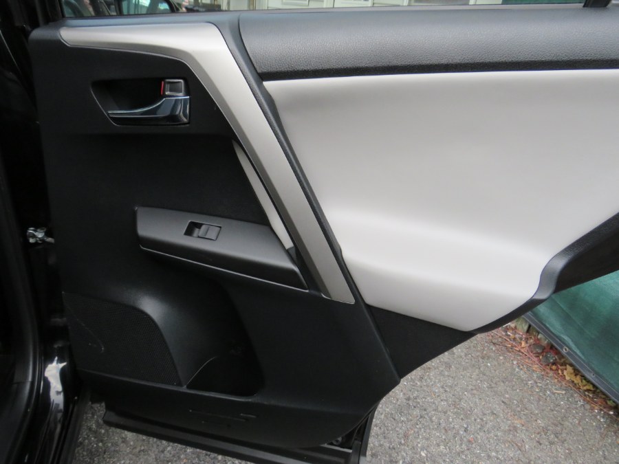 2017 Toyota RAV4 XLE AWD Navi/Sunroof, available for sale in Middle Village, New York | Road Masters II INC. Middle Village, New York 2017 Toyota RAV4 XLE AWD Navi/Sunroof, available for sale in Middle Village, New York | Road Masters II INC. Middle Village, New York