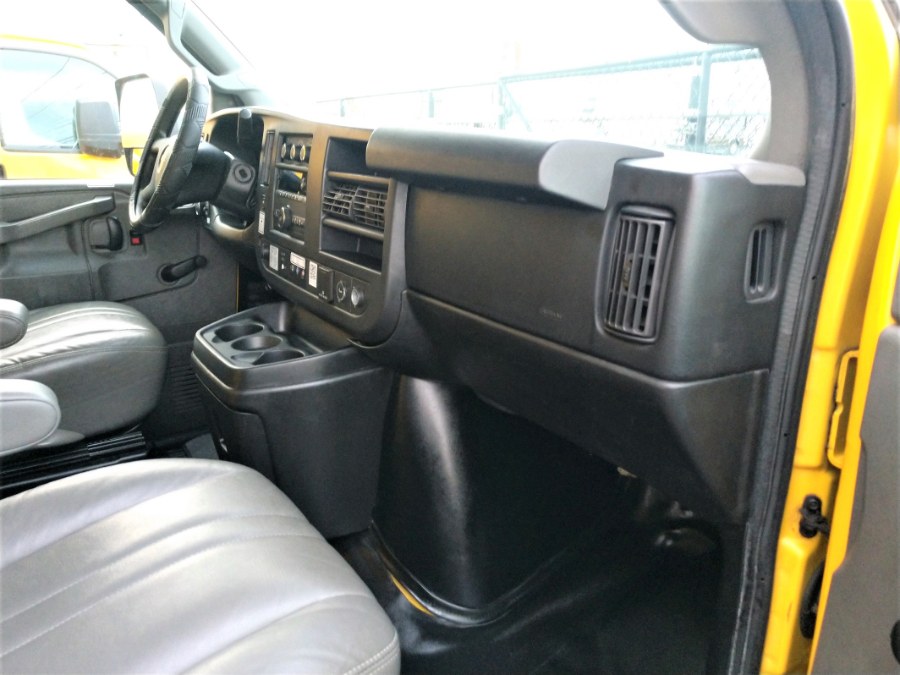 2017 GMC SAVANA 3500 16 Ft BOX TRUCK 3500 Van 177", available for sale in COPIAGUE, New York | Warwick Auto Sales Inc. COPIAGUE, New York 2017 GMC SAVANA 3500 16 Ft BOX TRUCK 3500 Van 177", available for sale in COPIAGUE, New York | Warwick Auto Sales Inc. COPIAGUE, New York