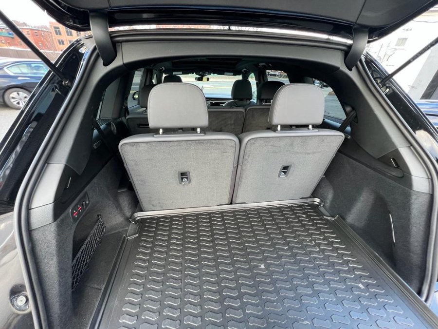 2022 Audi Q7 Premium Plus 55 TFSI quattro, available for sale in Peabody, Massachusetts | New Star Motors. Peabody, Massachusetts 2022 Audi Q7 Premium Plus 55 TFSI quattro, available for sale in Peabody, Massachusetts | New Star Motors. Peabody, Massachusetts