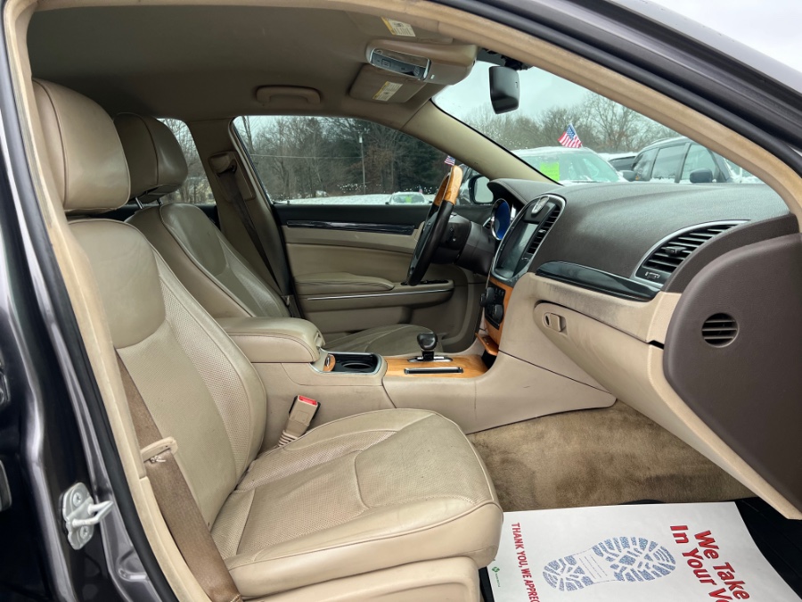 2014 Chrysler 300 4dr Sdn 300C AWD, available for sale in Ortonville, Michigan | Marsh Auto Sales LLC. Ortonville, Michigan 2014 Chrysler 300 4dr Sdn 300C AWD, available for sale in Ortonville, Michigan | Marsh Auto Sales LLC. Ortonville, Michigan