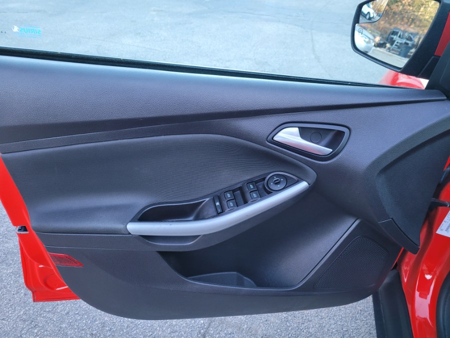 2014 Ford Focus 4dr Sdn SE, available for sale in Auburn, New Hampshire | ODA Auto Precision LLC. Auburn, New Hampshire 2014 Ford Focus 4dr Sdn SE, available for sale in Auburn, New Hampshire | ODA Auto Precision LLC. Auburn, New Hampshire