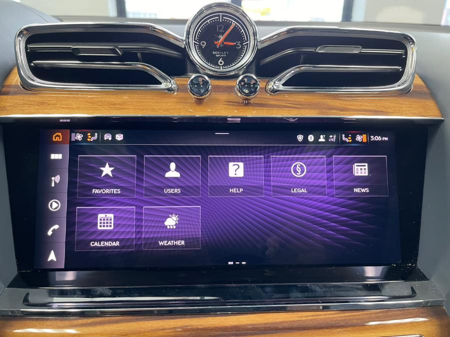 2021 Bentley Bentayga First Edition AWD, available for sale in Inwood, New York | 5 Towns Drive. Inwood, New York 2021 Bentley Bentayga First Edition AWD, available for sale in Inwood, New York | 5 Towns Drive. Inwood, New York
