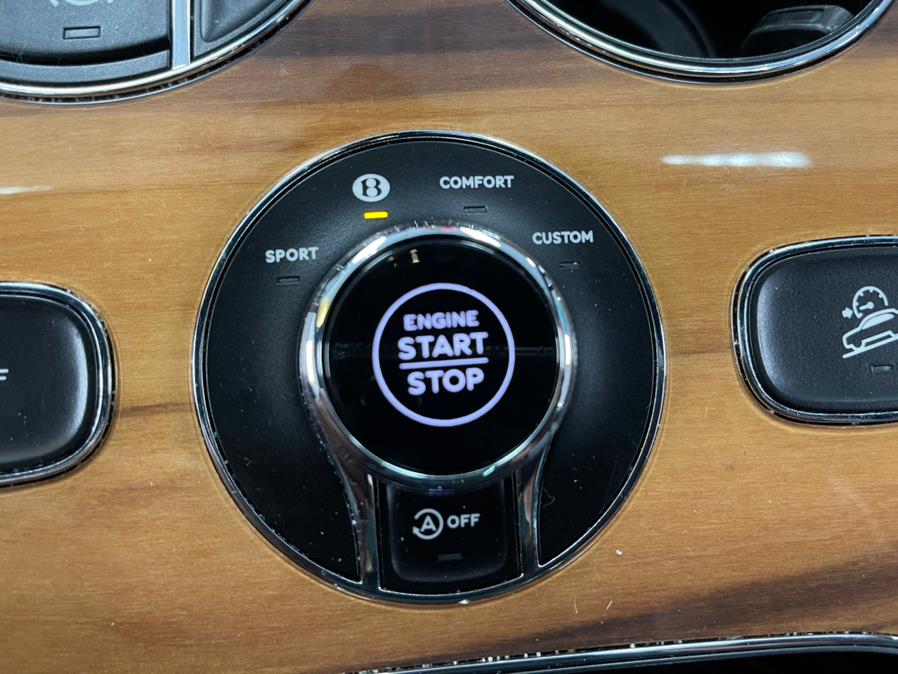 2021 Bentley Bentayga First Edition AWD, available for sale in Inwood, New York | 5 Towns Drive. Inwood, New York 2021 Bentley Bentayga First Edition AWD, available for sale in Inwood, New York | 5 Towns Drive. Inwood, New York