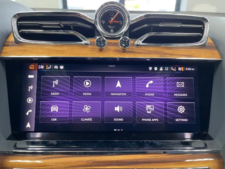 2021 Bentley Bentayga First Edition AWD, available for sale in Inwood, New York | 5 Towns Drive. Inwood, New York 2021 Bentley Bentayga First Edition AWD, available for sale in Inwood, New York | 5 Towns Drive. Inwood, New York