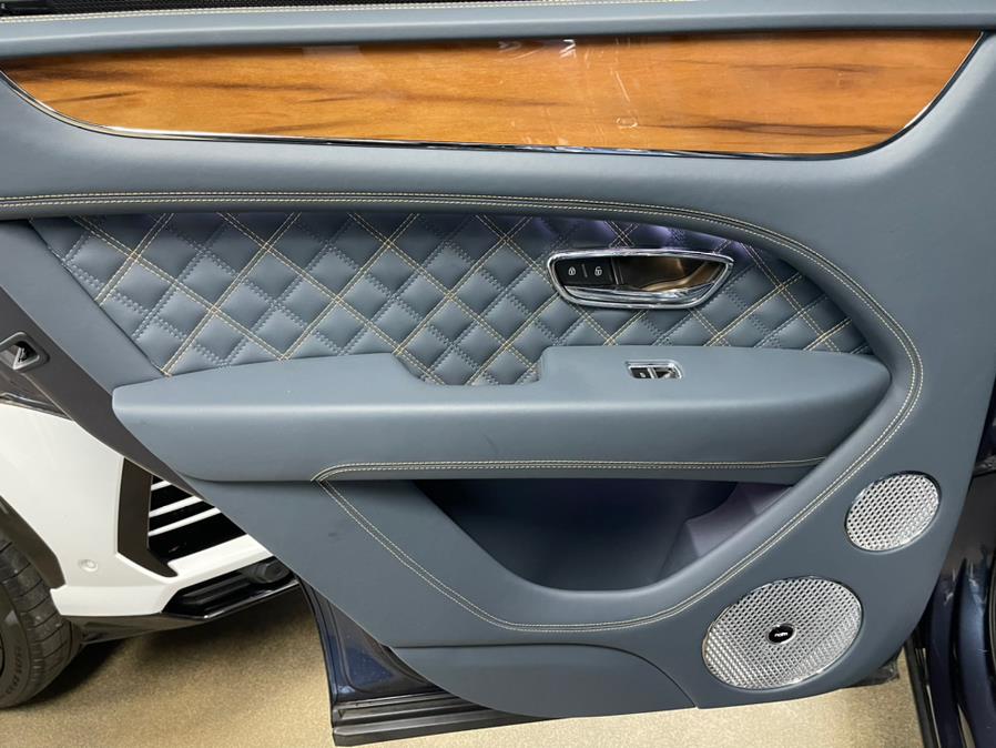 2021 Bentley Bentayga First Edition AWD, available for sale in Inwood, New York | 5 Towns Drive. Inwood, New York 2021 Bentley Bentayga First Edition AWD, available for sale in Inwood, New York | 5 Towns Drive. Inwood, New York
