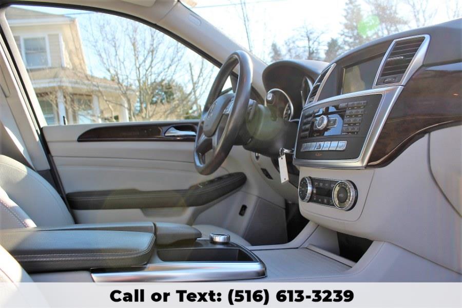 2015 Mercedes-Benz M-Class 4MATIC 4dr ML 350, available for sale in Great Neck, New York | Great Neck Car Buyers & Sellers. Great Neck, New York 2015 Mercedes-Benz M-Class 4MATIC 4dr ML 350, available for sale in Great Neck, New York | Great Neck Car Buyers & Sellers. Great Neck, New York